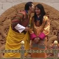 Mariage du roi Jigme et de Jetsun: le triomphe des 'Will and Kate de l'Himalaya'