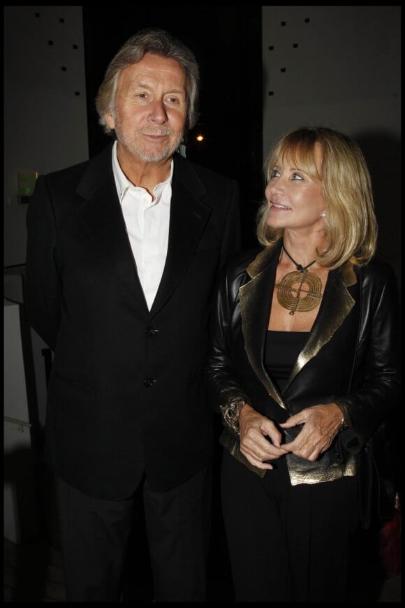 Bernar Venet et son épouse au Musée d'Art Moderne, le 18 octobre 2011.