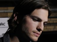 Ashton Kutcher bien entouré dans une chambre d'hôtel, une vidéo qui tombe mal