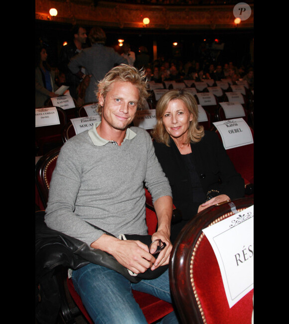 Arnaud Lemaire et Claire Chazal lors de l'avant-première du film La Source des femmes à Paris le 24 octobre 2011