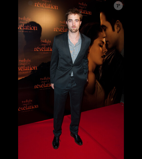 Robert Pattinson à Paris pour la promotion de Twilight, le 23 octobre 2011