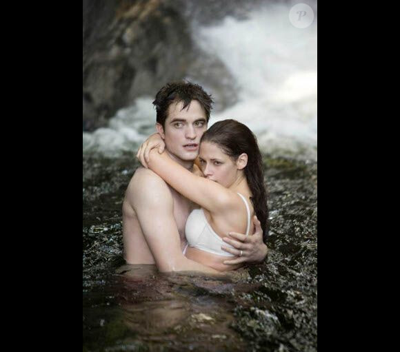 Robert Pattinson et Kristen Stewart dans Twilight - Chapitre 4 : Révélation