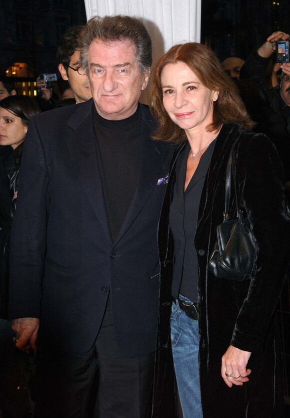 Eddy Mitchell et son épouse Muriel, à Paris, le 28 mars 2006.
