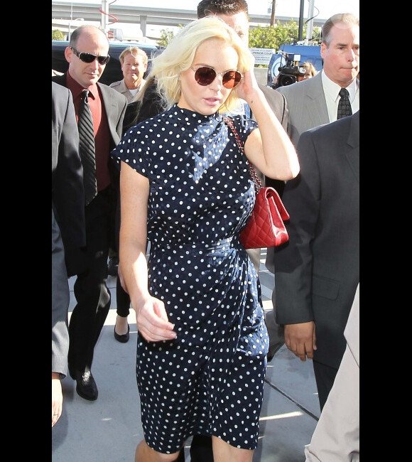 Lindsay Lohan fait son arrivée au tribunal de Los Angeles, mercredi 2 novembre 2011.