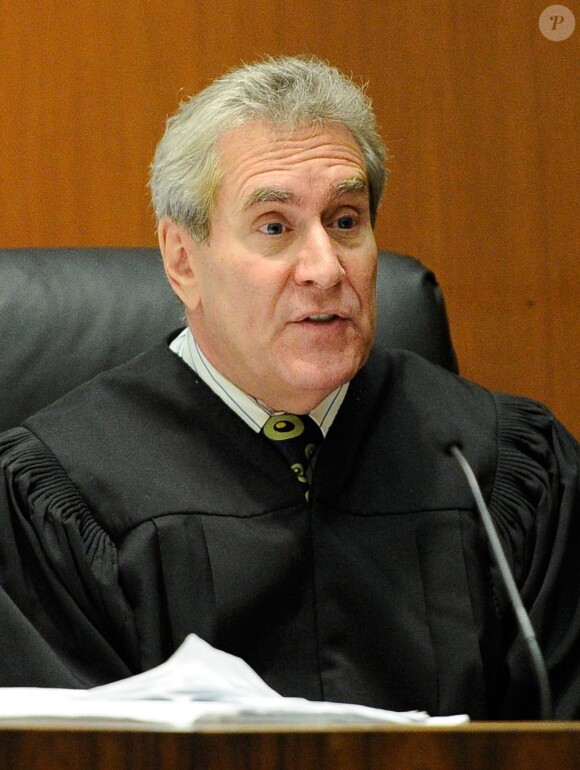 Le Juge Pastor lors du procès du docteur Conrad Murray à Los Angeles le 3 novembre 2011