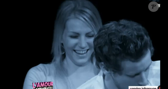 Julie et Théo dans L'amour est aveugle le vendredi 11 novembre 2011 sur TF1