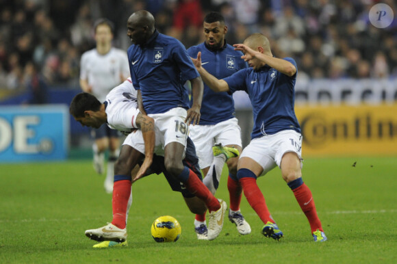 Alou Diarra, Karim Benzema et Yann M'Vila lors de la victoire de l'équipe de France sur les Etats-Unis le 11 novembre au Stade de France à Saint-Denis