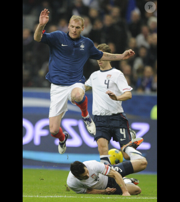 Jérémy Mathieu lors de la victoire de l'équipe de France sur les Etats-Unis le 11 novembre au Stade de France à Saint-Denis