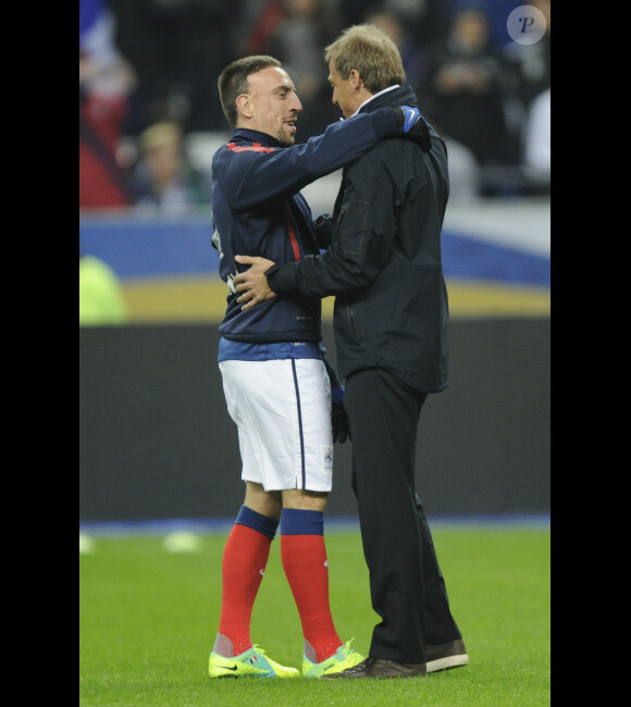 Franck Ribéry et Jurgen Klinsmann lors de la victoire de l'équipe de France sur les Etats-Unis le 11 novembre au Stade de France à Saint-Denis