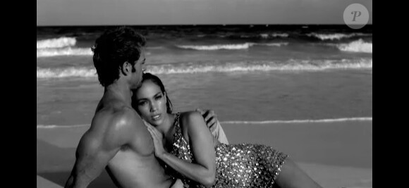 Jennifer Lopez et le danseur William Levy dans le clip du tube I'm Into You.