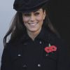 La famille royale britannique honorait le 13 novembre 2011 le traditionnel Dimanche du Souvenir à la gloire des anciens combattants et à la mémoire des disparus, devant le cénotaphe de Whitehall, à Londres.