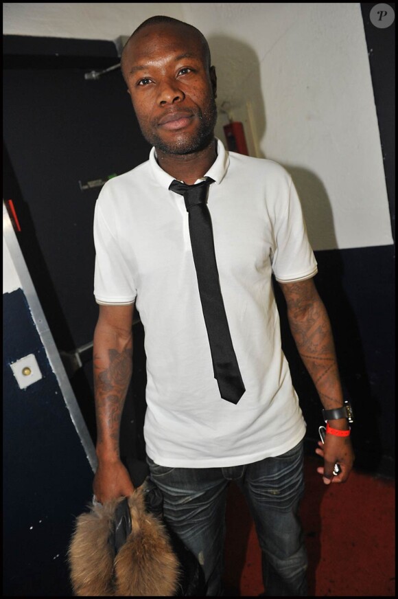 Concert solidarité Outre-Mer, samedi 12 novembre au Bataclan, à Paris. William Gallas.