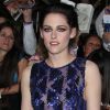 Kristen Stewart, en robe J. Mendel et chaussures Jimmy Choo pour la première du volet Chapitre IV : Révélation. Los Angeles, le 14 novembre 2011.