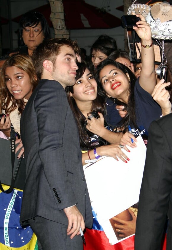 Ambiance folle lors du lancement du nouveau volet de la saga Twilight, à Los Angeles, le 14 novembre 2011.