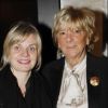 Isabelle Nanty et Dr Françoise Huth lors du dîner des stars au Fouquet's à Paris, organisé par le Dr Pierre Huth, au profit du dépistage du cancer à l'Institut Fournier le 14 novembre 2011 