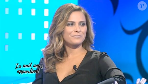 Clara Morgane dans l'émission de Mustapha El Atrassi, La Nuit nous appartient sur Comédie + le jeudi 17 novembre 2011