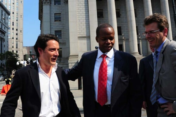 David Koubbi, avocat de Tristane Banon, rencontre les avocats de Nafissatou Diallo, Kenneth Thompson et Douglas Wigdor, à New York pour la première fois, le 19 juillet 2011.