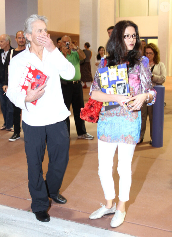 Michael Douglas et Catherine Zeta-Jones à la Foire d'art contemporain, le 30 novembre 2011, à Miami.