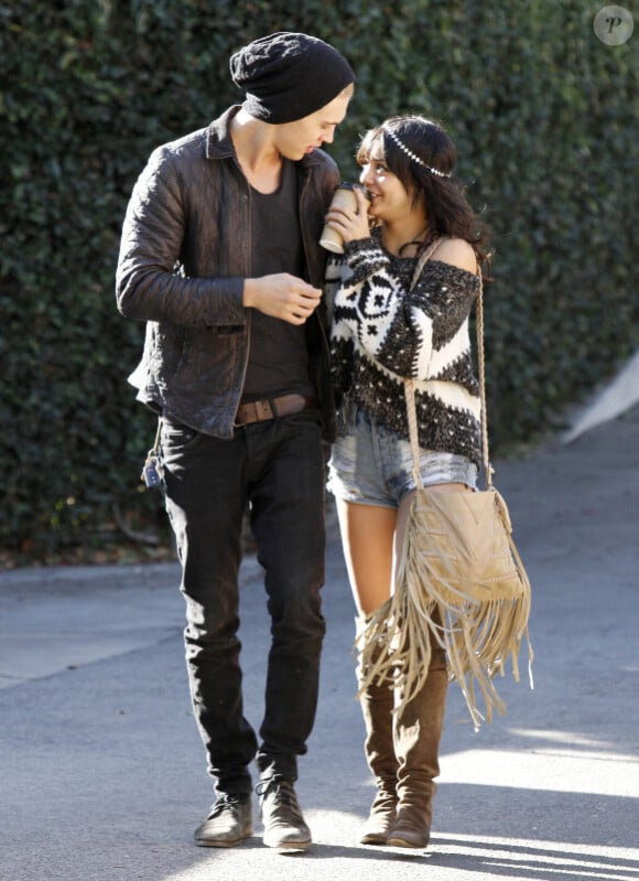 Vanessa Hudgens et son boyfriend Austin Butler le 3 décembre 2011