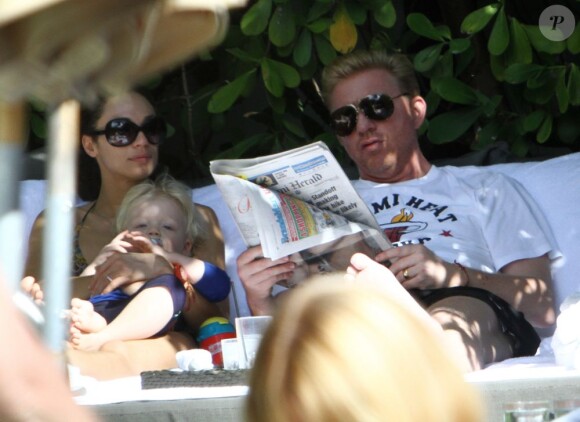 Boris Becker en vacances à Miami avec sa femme Lily et leur fils Amadeus, le 21 décembre 2011