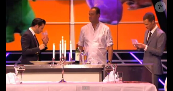 Préparation d'une dégustation cannibale dans l'émission néerlandaise Proefkonijn diffusée mercredi 21 décembre 2011 sur Nederland 3