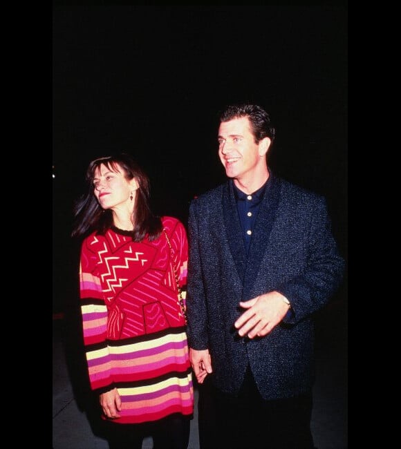 Mel Gibson et son épouse Robyn en décembre 1992 à une première à Los Angeles