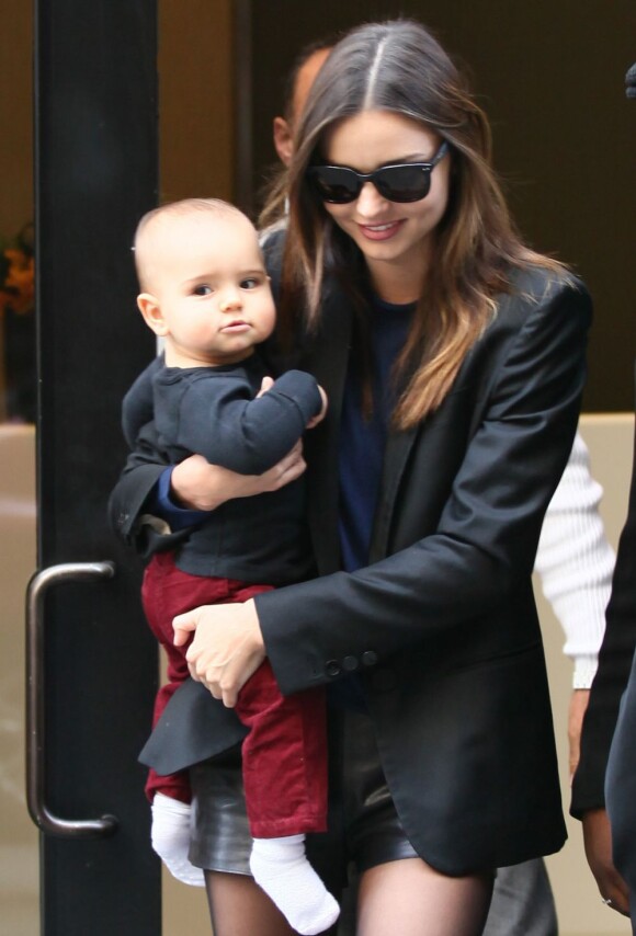 Miranda Kerr et Flynn, son fils arrivé le 6 janvier, en sortie à à New York, le 11 novembre 2011.
