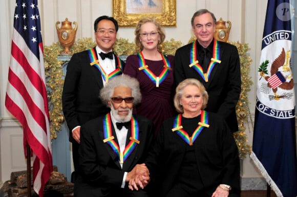 Meryl Streep (au centre) lors des honneurs remis au Kennedy Center à Washington - 3 décembre 2011