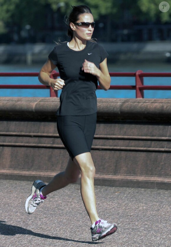 Pippa Middleton, footing du 22 juillet 2011 à Battersea.
En 2011, il n'y a pas que la vie de Kate Middleton qui a changé : celle de sa soeur Pippa Middleton aussi.