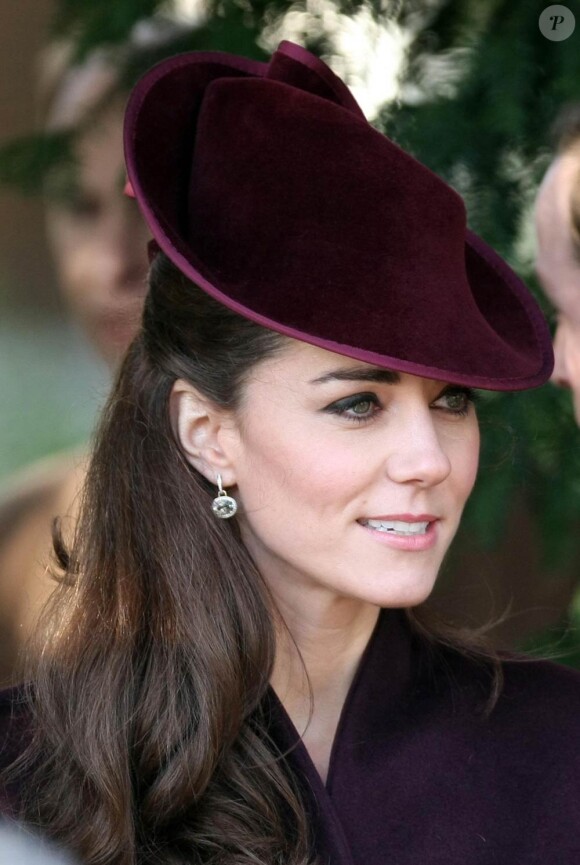 Kate Middleton, qui participait en décembre 2011 à son premier Noël royal (photo), aura 30 ans le 9 janvier 2012. La duchesse de Cambridge risque d'être gâtée : sa soeur Pippa Middleton et son beau-frère le prince Harry sont en charge des festivités.