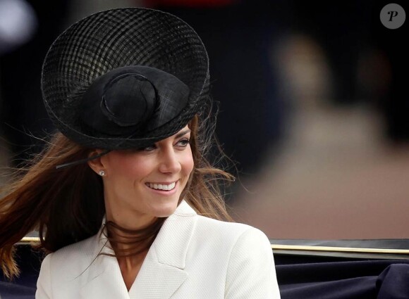 Kate Middleton aura 30 ans le 9 janvier 2012. La duchesse de Cambridge risque d'être gâtée : sa soeur Pippa Middleton et son beau-frère le prince Harry sont en charge des festivités.