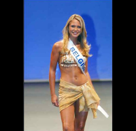 Julie Taton, Miss Belgique 2003 (août 2003)
