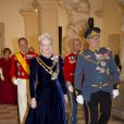 La reine Margrethe II de Danemark, en présence de son époux le prince Henrik, était honorée dimanche 15 janvier 2012 par un dîner au palais Frederik VIII à Amalienborg, en point d'orgue des célébrations de son jubilé de rubis, marquant 40 ans de règne.