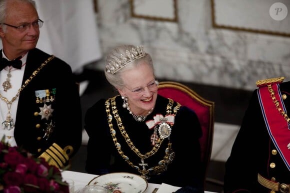 La reine Margrethe II de Danemark était honorée dimanche 15 janvier 2012 par un dîner au palais Frederik VIII à Amalienborg, en point d'orgue des célébrations de son jubilé de rubis, marquant 40 ans de règne.
