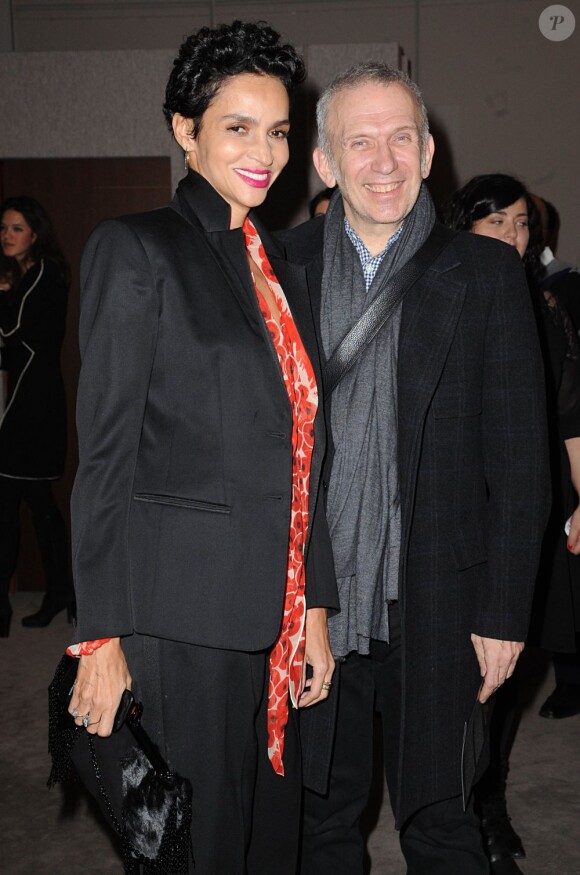Farida Khelfa et Jean Paul Gaultier lors du cocktail l'Uomo Vogue à Paris le 19 janvier 2012