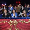 La princesse Caroline de Hanovre, fille de la princesse Alexandra de Hanovre, Pauline Ducruet et sa mère la princesse Stéphanie de Monaco ainsi que son autre fille Camille Gottlieb, Candice Patou et Robert Hossein lors du 36e Festival International du cirque de Monte-Carlo à Monaco le 21 janvier 2012