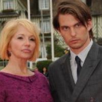 Ellen Barkin : L'actrice de 57 ans parle de son amoureux de 26 ans