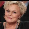 Muriel Robin lors de l'enregistrement de l'émission Vivement Dimanche, diffusée dimanche 29 janvier 2012 sur France 2
