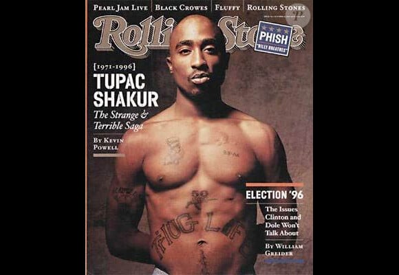 Tupac Shakur et son tatouage Thug Life, en couverture du magazine Rolling Stone du 31 octobre 1996.