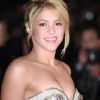 Shakira sur le tapis rouge des 13e NRJ Music Awards, le 28 janvier 2012 à Cannes. Malgré une météo peu clémente et quelques gouttes, les invitées de l'événement ont offert un spectaculaire défilé.