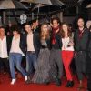 La troupe de 1789 sur le tapis rouge des 13e NRJ Music Awards, le 28 janvier 2012 à Cannes. Malgré une météo peu clémente et quelques gouttes, les invitées de l'événement ont offert un spectaculaire défilé.