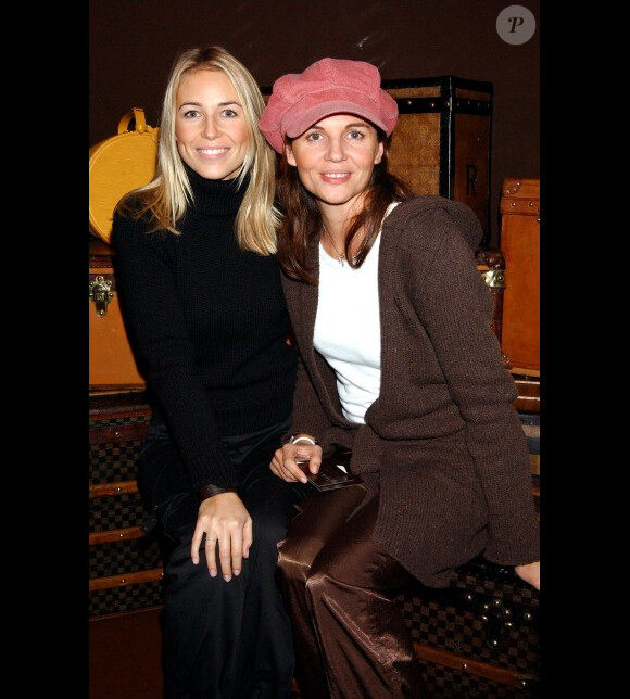 Anne-Charlotte Pontabry et Veronika Loubry en novembre 2002 à Paris
