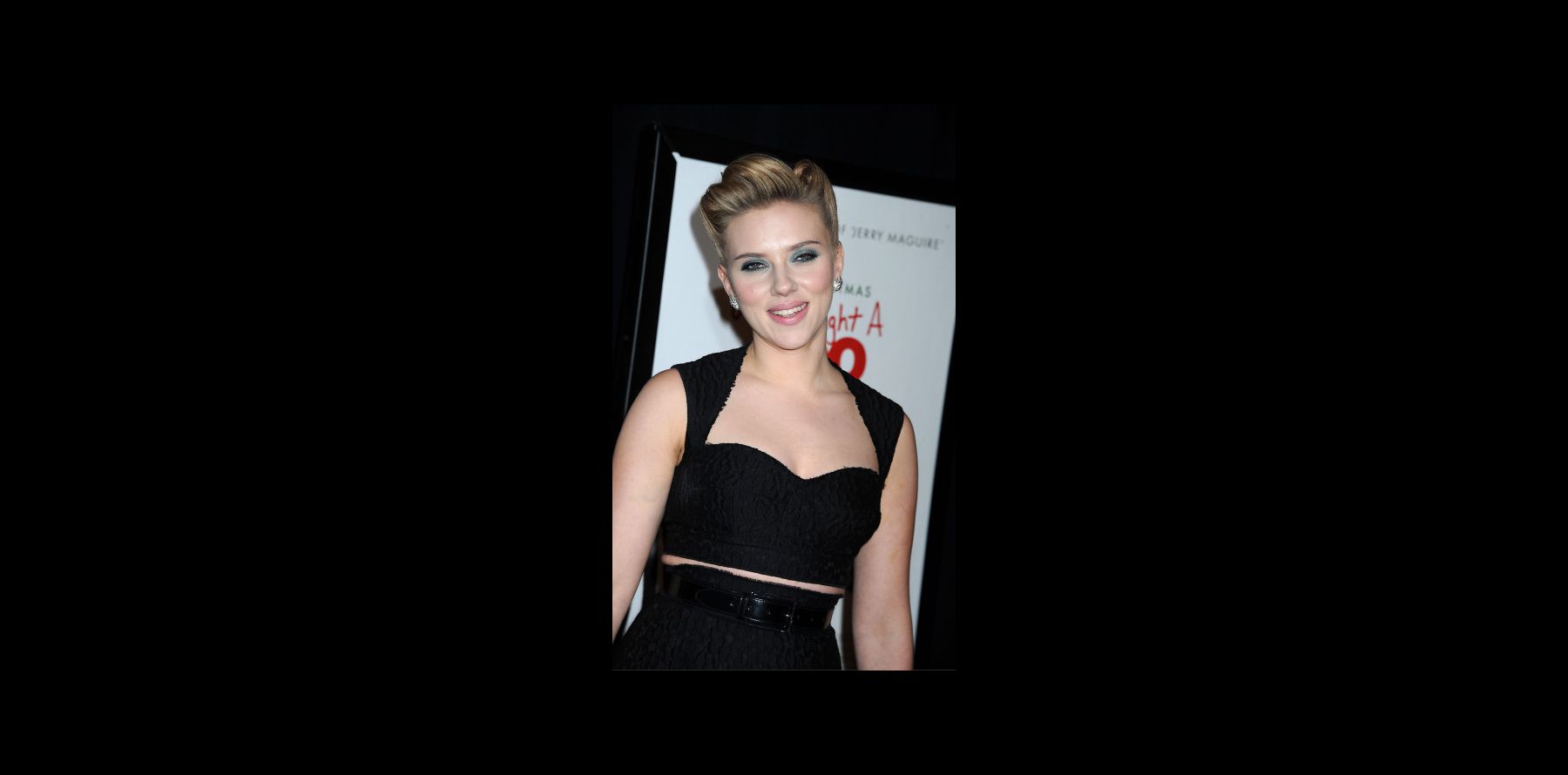 Scarlett Johansson, épanouie, file le parfait amour avec un bel inconnu Purepeople