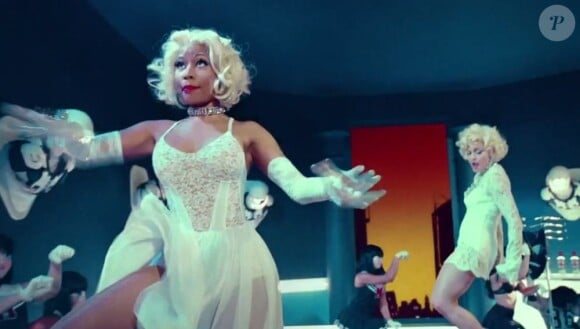 Image extraite du clip Give Me All You Luvin' de Madonna avec Nicki Minaj, février 2012.