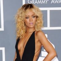 Rihanna : Sexy, décolletée et envoûtante pour un superbe duo devant Chris Brown