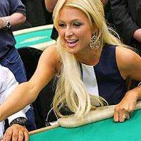 Paris Hilton : Pour son anniversaire, elle gagne 30000 $ au blackjack !