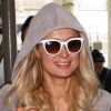 Paris Hilton arrive à l'aéroport de Las Vegas pour fêter ses 31 ans à Sin City en février 2012