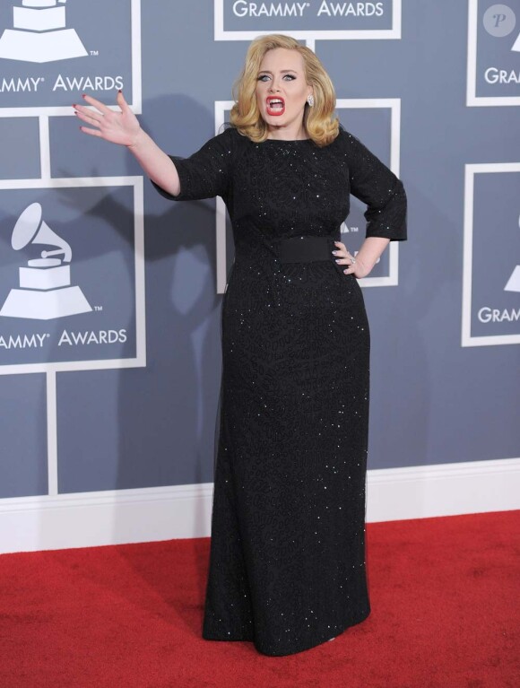 Adele triomphe aux Grammy Awards, à Los Angeles, le 12 février 2012.