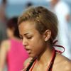 Karrueche Tran, petite amie blonde de Chris Brown, à Miami le 18 février 2012.