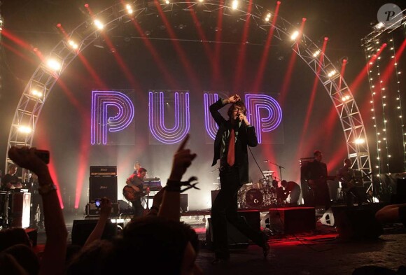 Le groupe Pulp, mené par Jarvis Cocker, aux NME Awards, à Londres, le 29 février 2012.